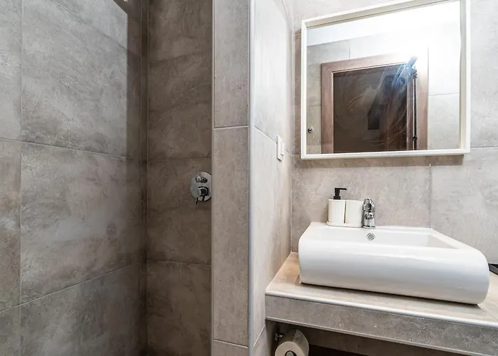 Ark Urban Living 3*